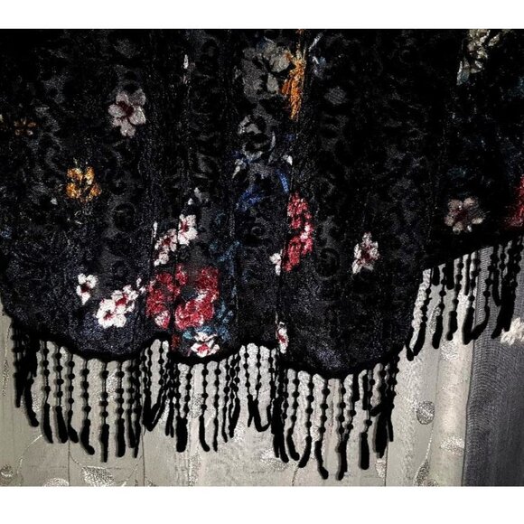 Velvet Floral Print Black Fringe Kimono Open Cardigan Sweater Duster Size 1X - Picture 6 of 7